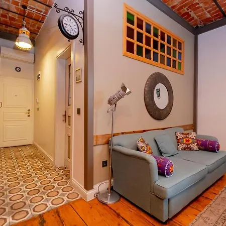 Apartment High Ceiliing And Stylish Flat Istanbul